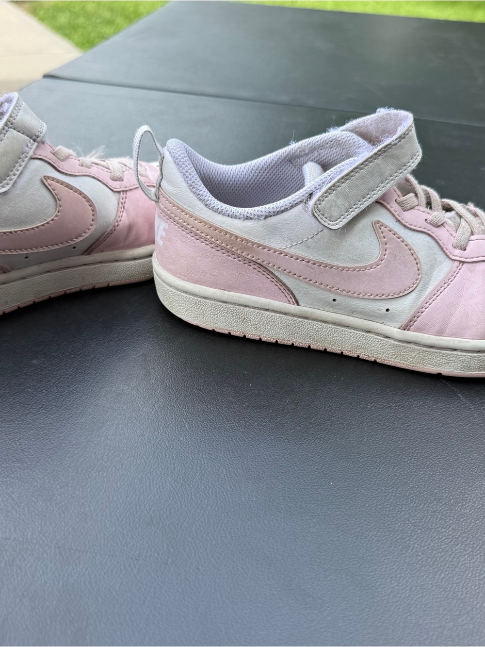 Nike Kids Pink and White Strap Low-Top Sneakers